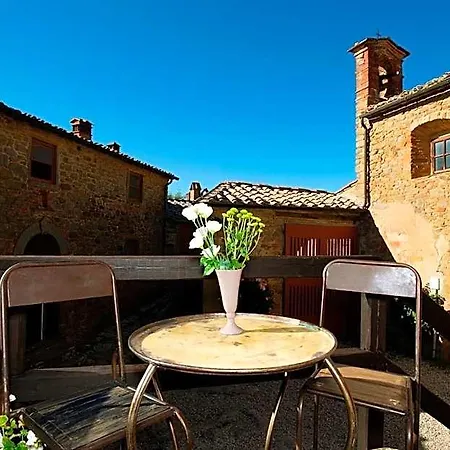 Castello Di Gargonza Resort 3*
